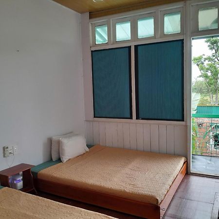 Mina Cafe & Stay Quan Lan Ngoại thất bức ảnh
