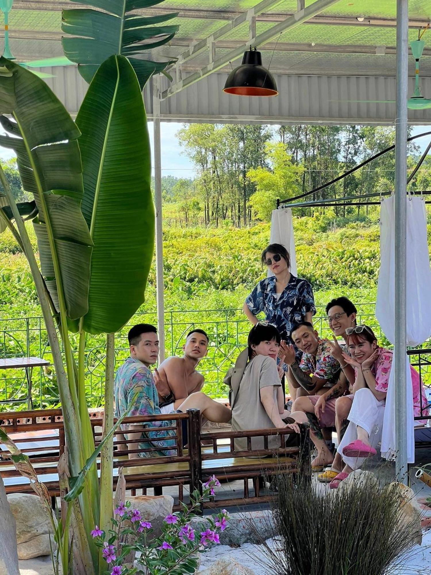 Mina Cafe & Stay Quan Lan Ngoại thất bức ảnh