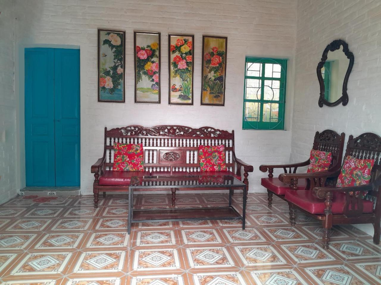 Mina Cafe & Stay Quan Lan Ngoại thất bức ảnh